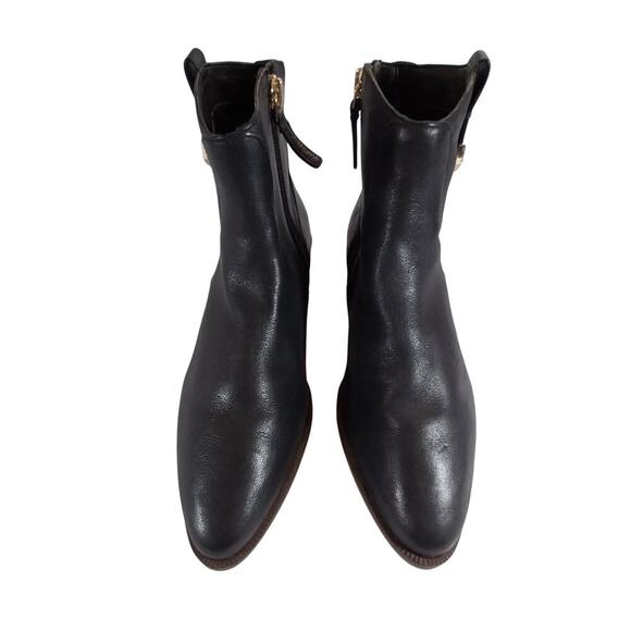 COLE HAAN! BLACK GENUINE LEATHER POINTY TOE, CHUNKY HEEL ANKLE BOOTS! SZ 6B - Picture 4 of 10